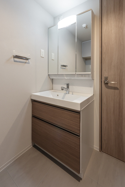 洗面設備　※写真は同タイプ住戸です。