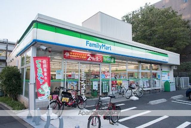 コンビニ　ファミリーマート木場六丁目店（コンビニ）まで106m