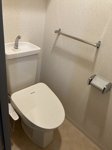 トイレ　トイレ　シャワー便座