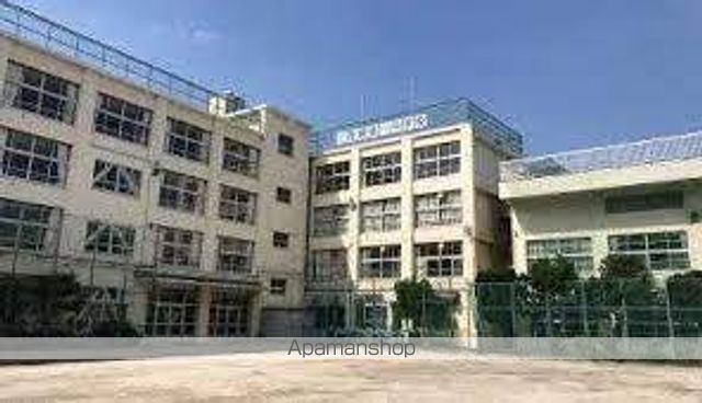 中学校　荏原第一中学校（中学校）まで201m