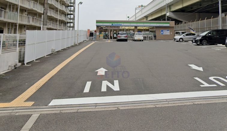 コンビニ　ファミリーマート海老江三丁目店（コンビニ）まで444m