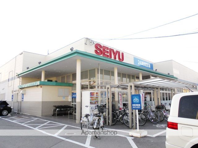 スーパー　西友高田店（スーパー）まで367m