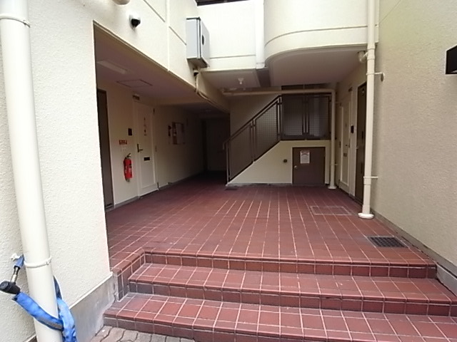 ファムール武庫之荘の外観写真