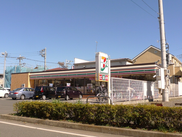 コンビニ　セブンイレブン 茅ケ崎円蔵店（コンビニ）まで675m