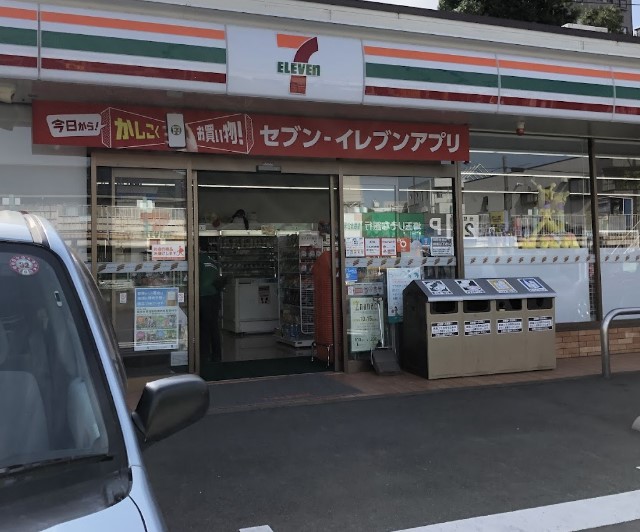コンビニ　セブンイレブン 桶川東1丁目店（コンビニ）まで259m