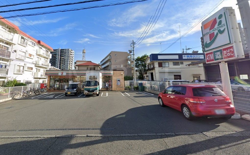 コンビニ　セブンイレブン藤沢川名1丁目店（コンビニ）まで100m
