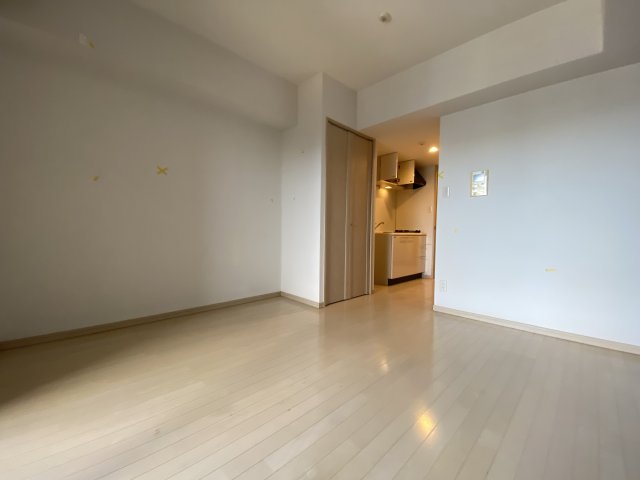 ステージファースト西川口の居間写真