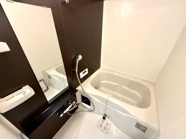 バス・シャワールーム　バストイレ別でおすすめです☆