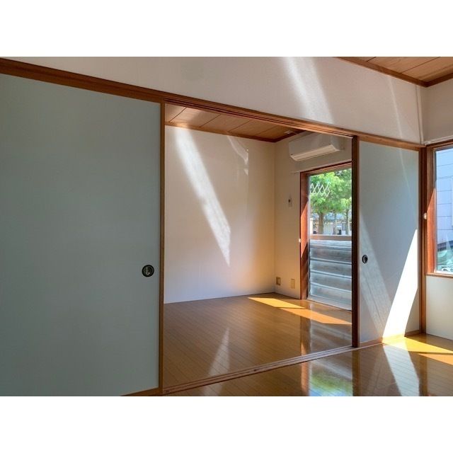 コーポTAKAの居間写真