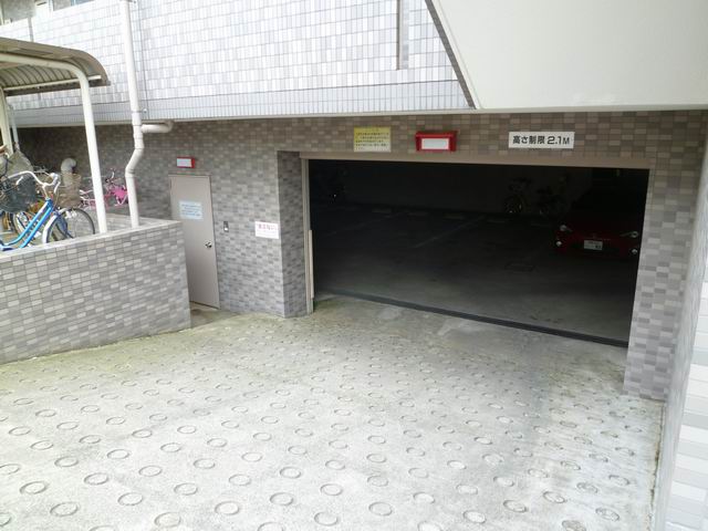 西武池袋線 保谷駅 徒歩21分 3階建 築32年の外観写真
