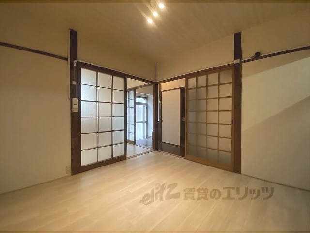 居室・リビング　居室