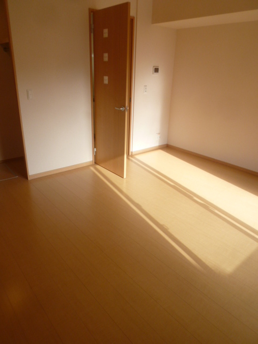 メゾンクレール墨田の居間写真