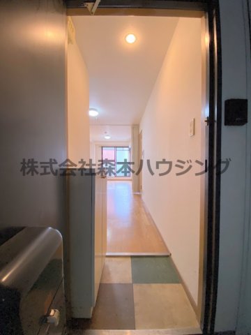 プチプルージュの内装写真