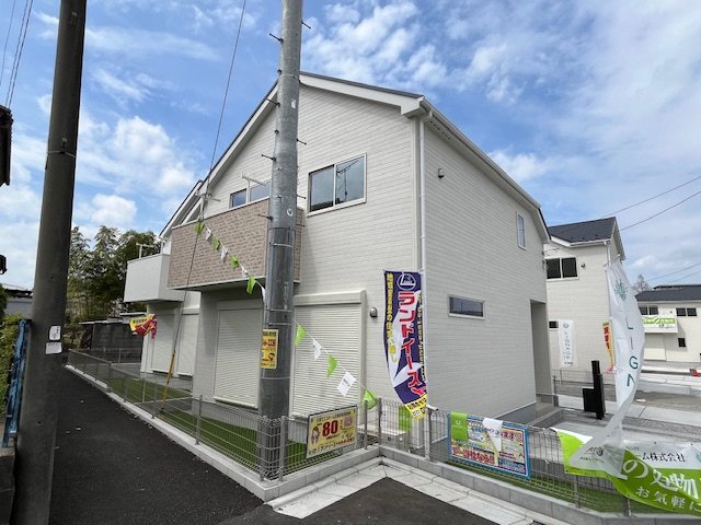 ＪＲ中央線 西八王子駅 バス乗車時間：22分 最寄りバス停で下車 徒歩5分 築3年
