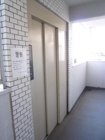 その他設備　エレベーター