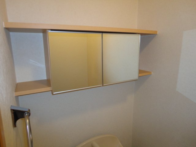 収納　トイレ内収納
