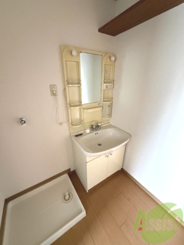洗面設備　洗面台の写真はこちらです。朝の準備が捗りそうですね。