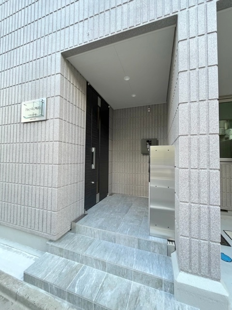 エントランス　★オートロック対応エントランス★