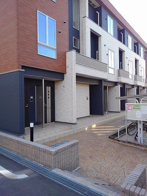 オレンジヒルズ論田Aの外観写真