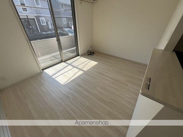 クレセールの居間写真