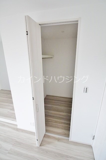 収納　ウォークインクローゼット