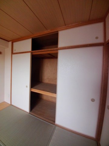 収納　【文京グリーンコートビュータワー本駒込B棟】