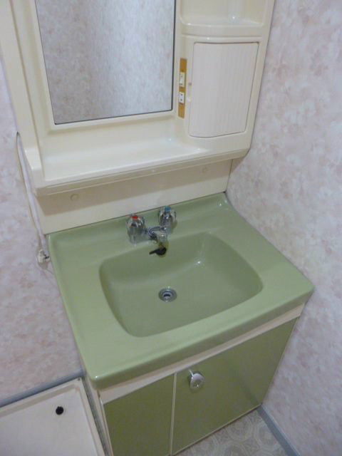 ＪＲ中央線 立川駅 徒歩22分 4階建 築38年の内装写真