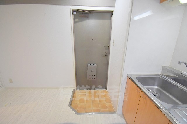 レクシア木川東の玄関写真