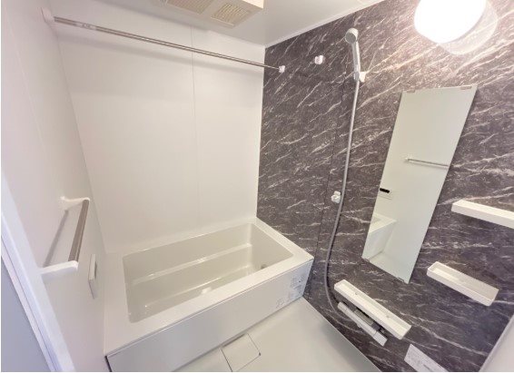 バス・シャワールーム　※同型のお部屋