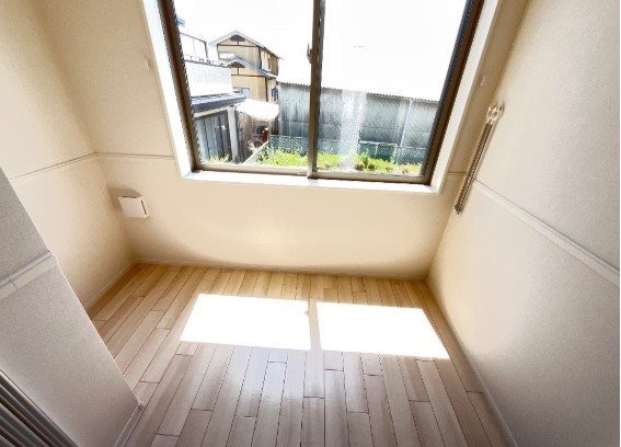 バルコニー　※同型のお部屋