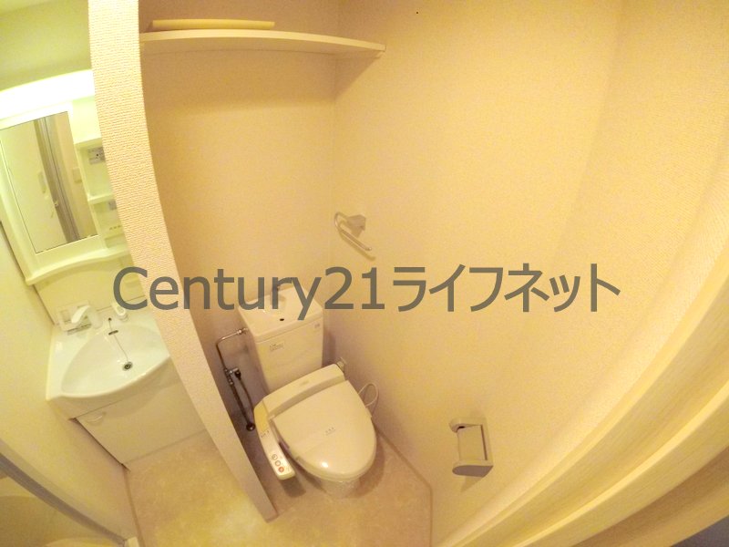 地下鉄谷町線 南森町駅 徒歩6分 13階建 築21年のトイレ写真