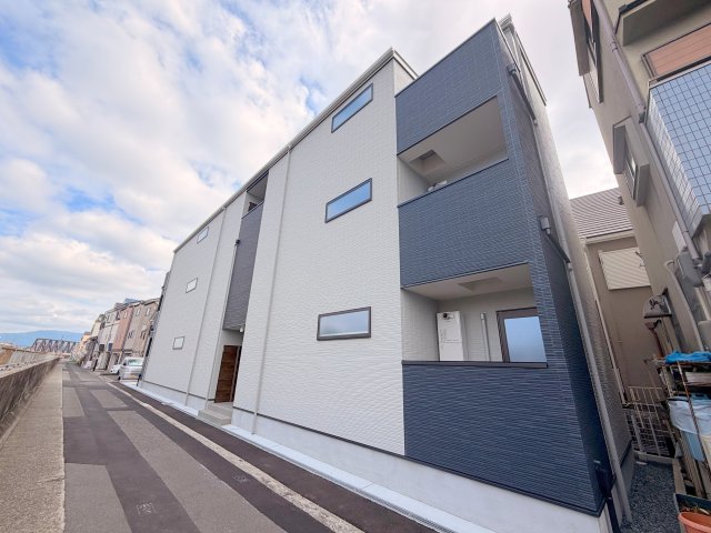 建物外観　綺麗な外観の素敵なお部屋があなたを待っています。