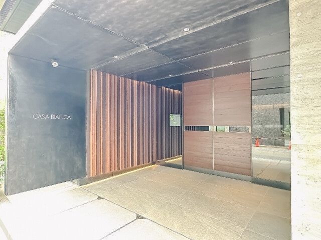 東京メトロ東西線 早稲田駅 徒歩8分 13階建 築8年の外観写真