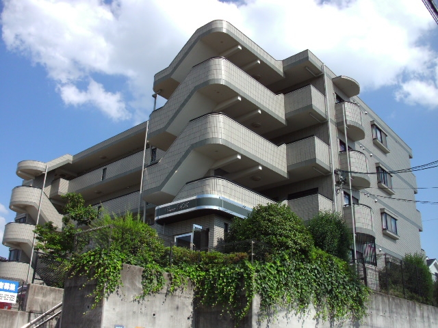 建物外観　オシャレなマンションタイプです♪