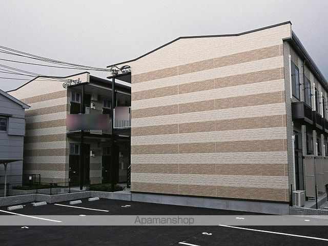 レオパレス長居公園の外観写真