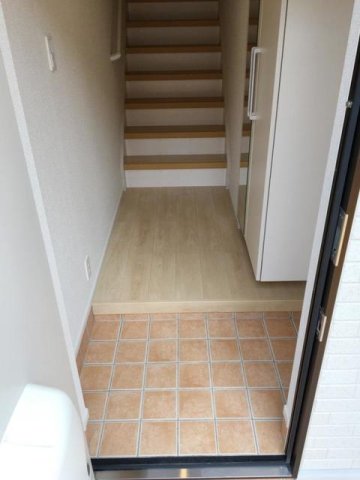 玄関　明るい玄関です