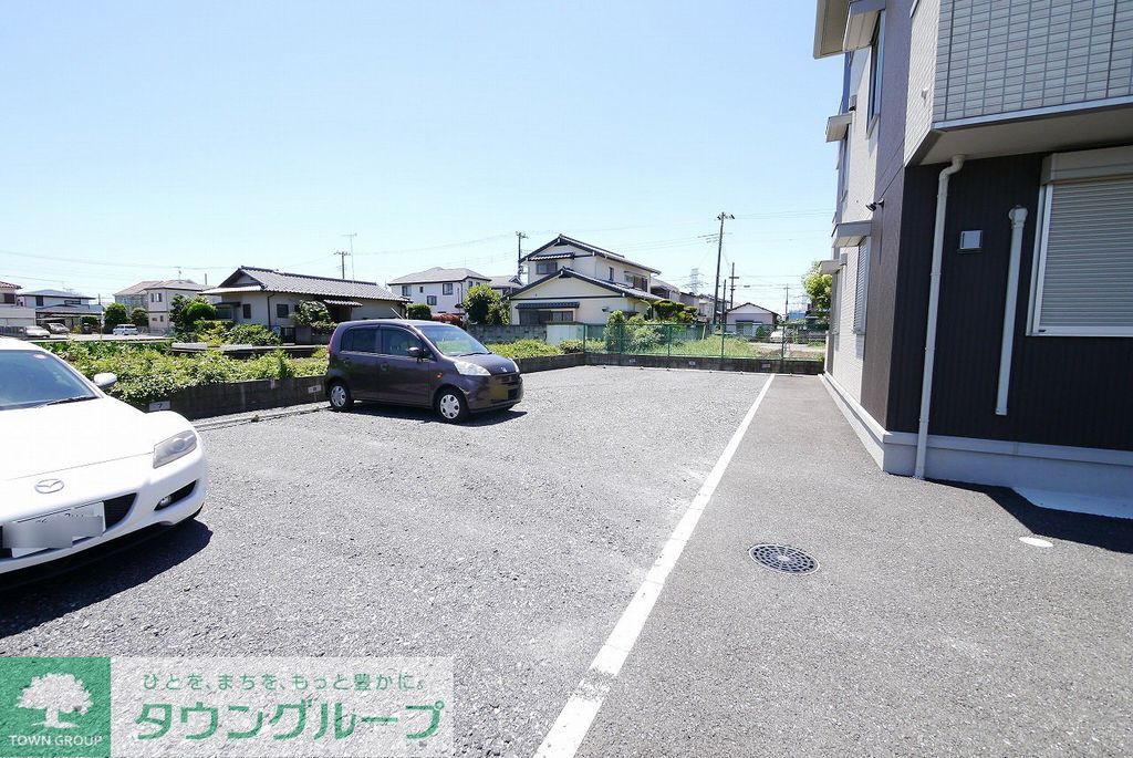 駐車場　駐車場