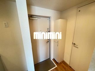 玄関　シューズボックス付き