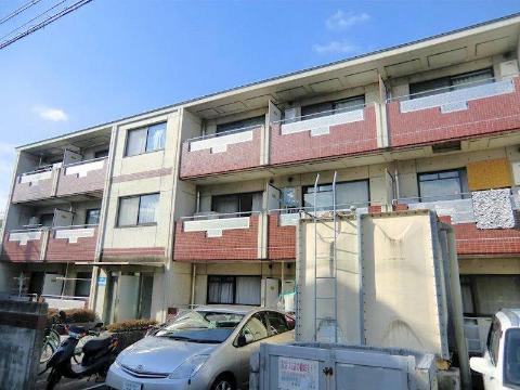 京阪宇治線 観月橋駅 徒歩8分 3階建 築33年の外観写真
