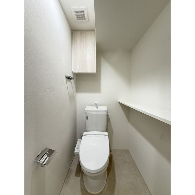 コンフォリア・リヴ北上野のトイレ写真