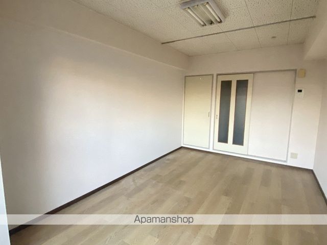 ロフティー奈良屋の居間写真