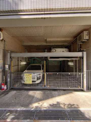駐車場　レジディア文京湯島
