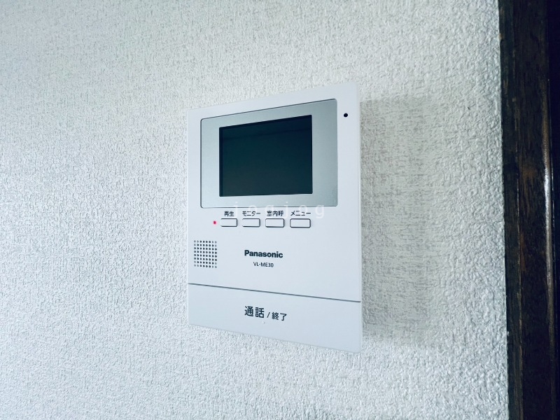 セキュリティ　モニター付きインターホンで来客確認も安心です！