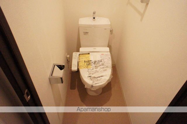ＪＲ東西線 海老江駅 徒歩4分 8階建 築11年のトイレ写真