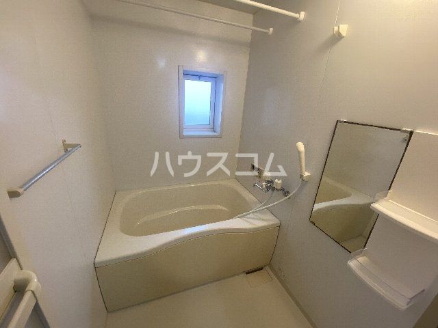 クレール メゾン 西棟の風呂写真