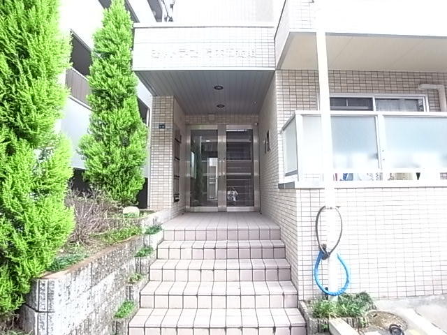 シャトラン弓木五番館の外観写真