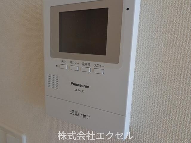 セキュリティ　モニター付きインターホンです。