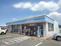 コンビニ　ローソン綾歌町栗熊西店（コンビニ）まで1000m