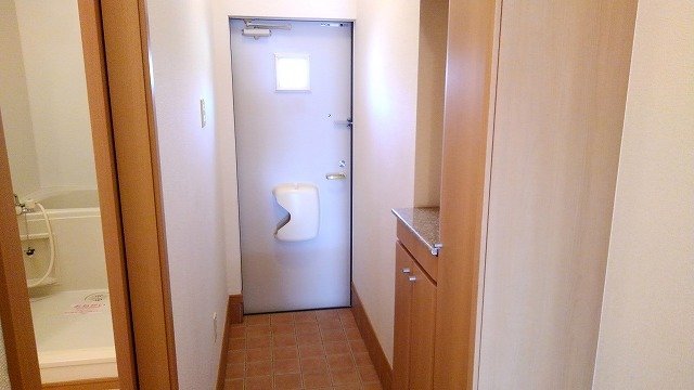 玄関　明るい玄関です