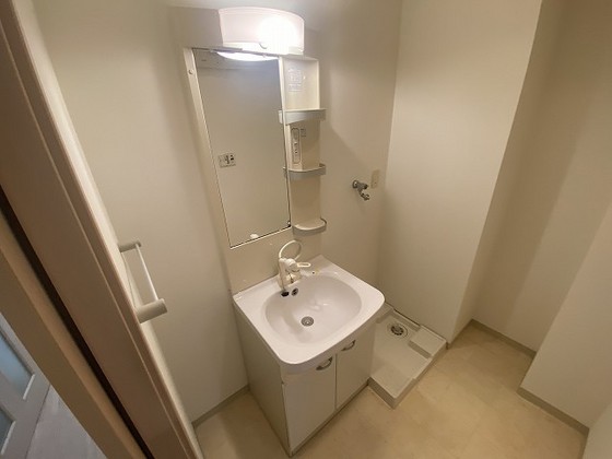 洗面設備　※別部屋の写真です